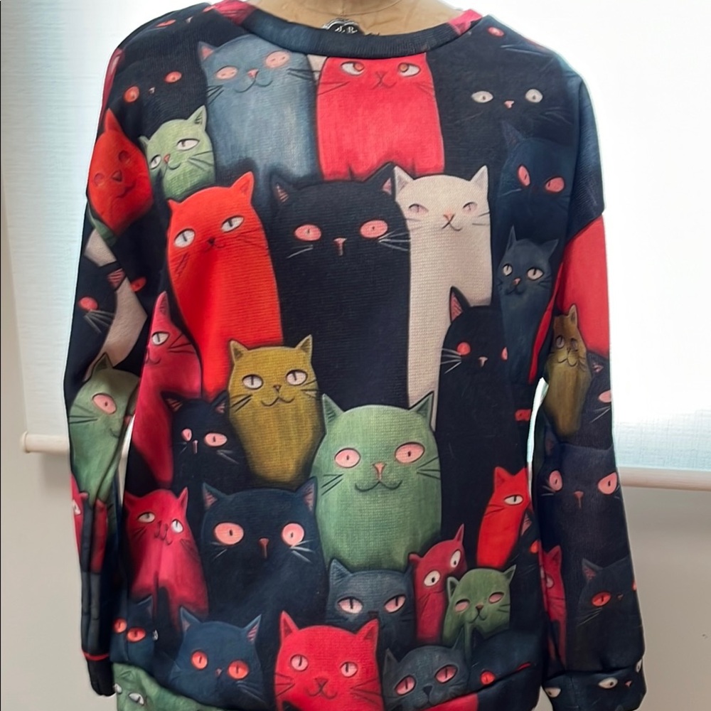 Colorful Cat Print Sweatshirt